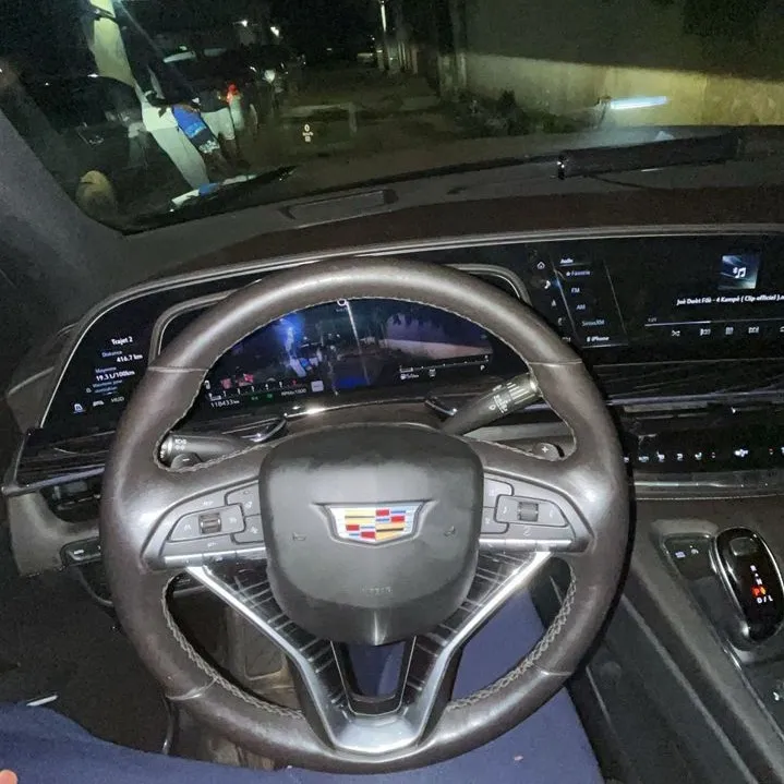 h_ady77