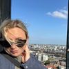hali_holt