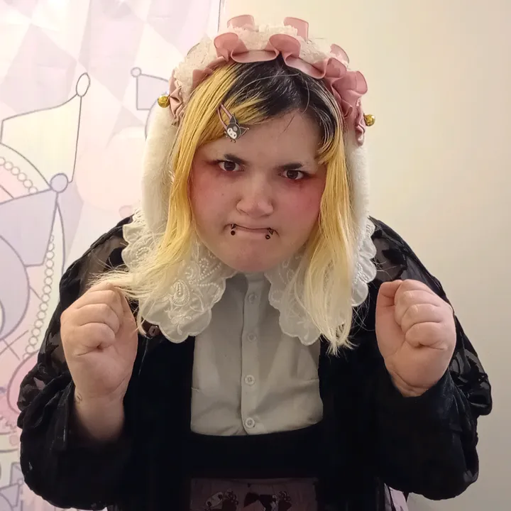@lildevildesi