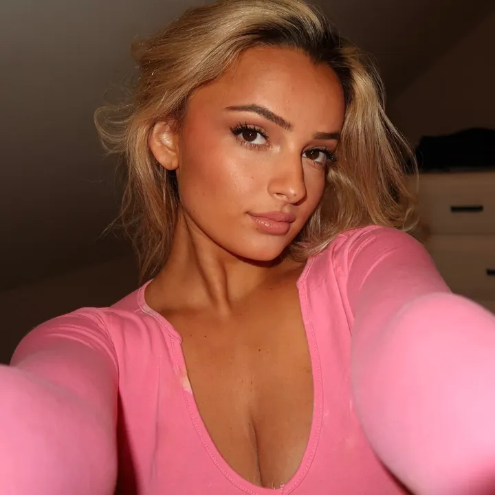 @shexy.shania2