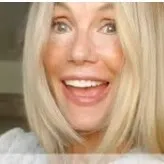 @julieclareb