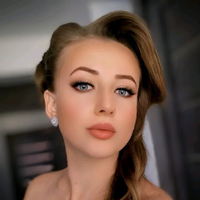 anca.cromec