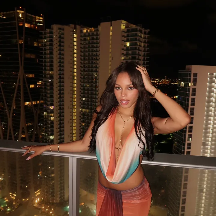 @jadefasho