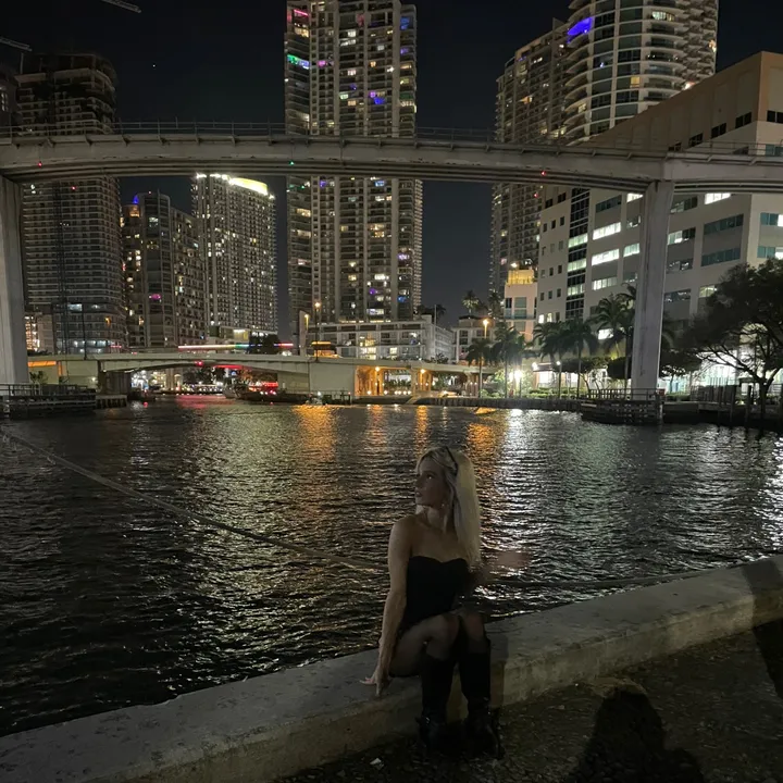 overlykayla