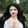 janineenicole