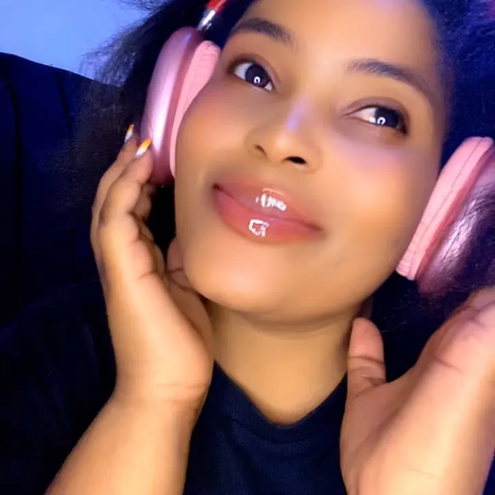 uniquel.girl