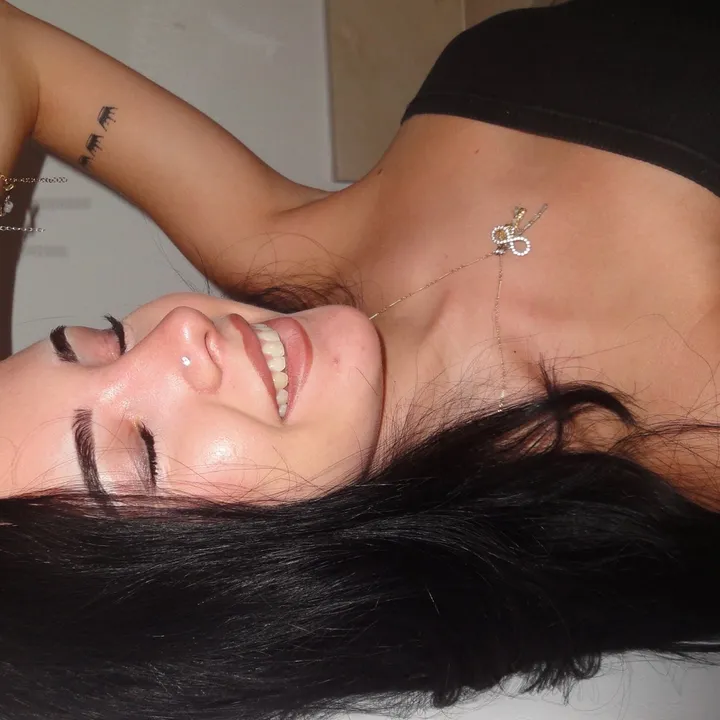 loreeeenaa__