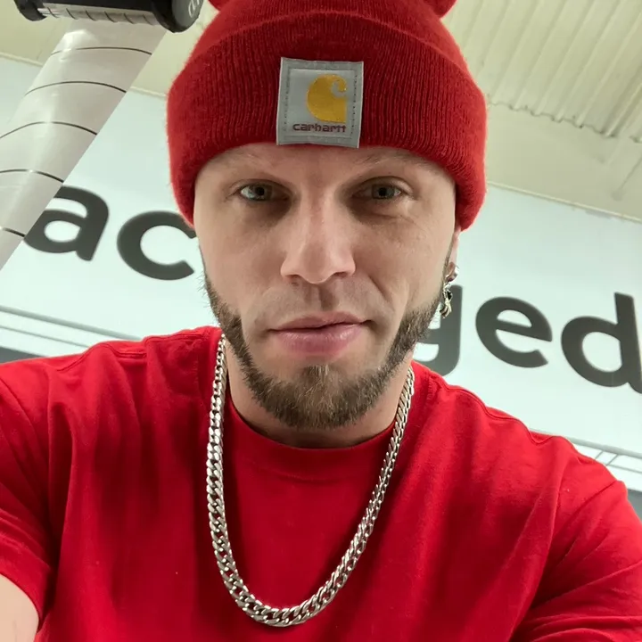 @teejaylachcik