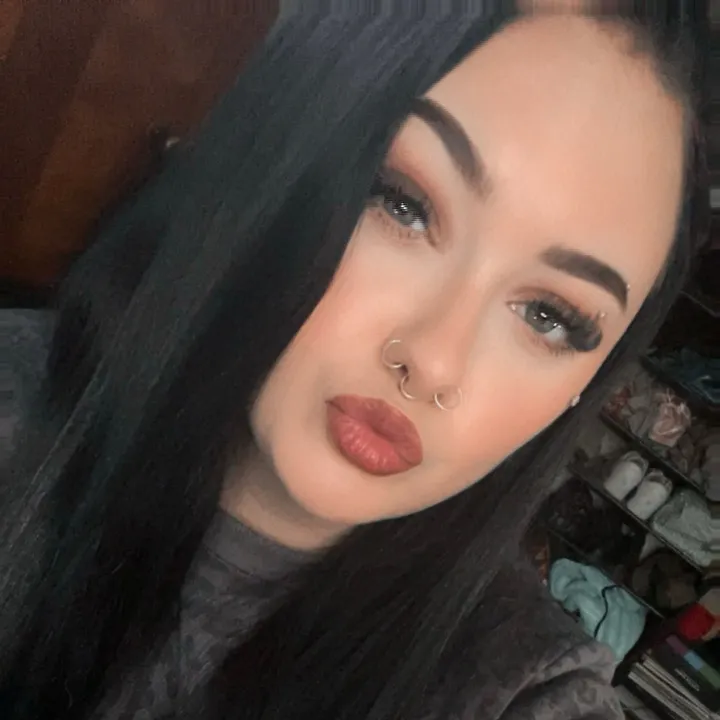 @kaitlynnhatton1