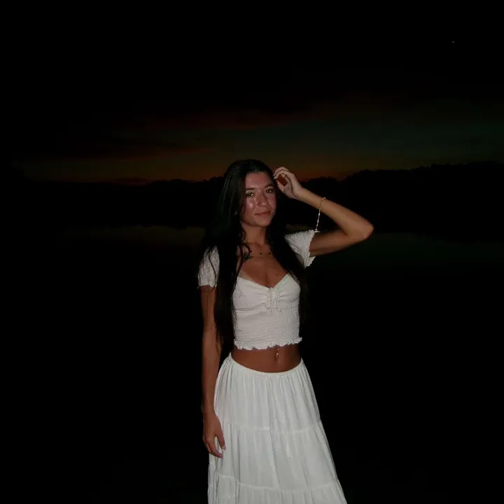 @chloe.lupis