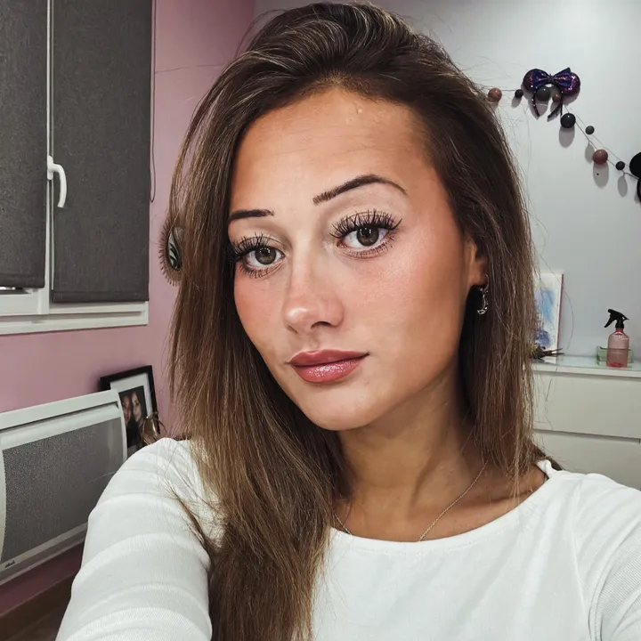 @alyciablg