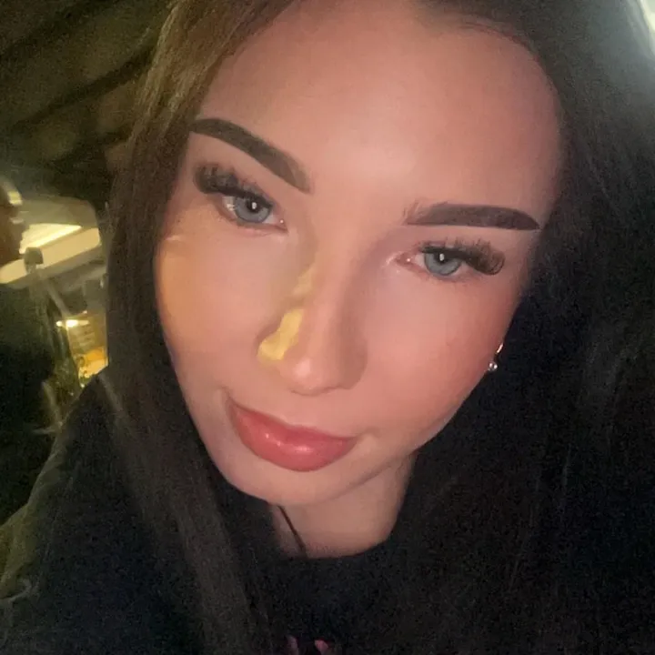 @miaistuk