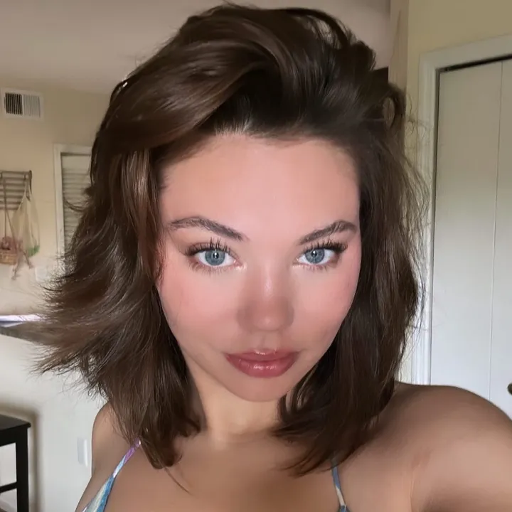@gabbycostco