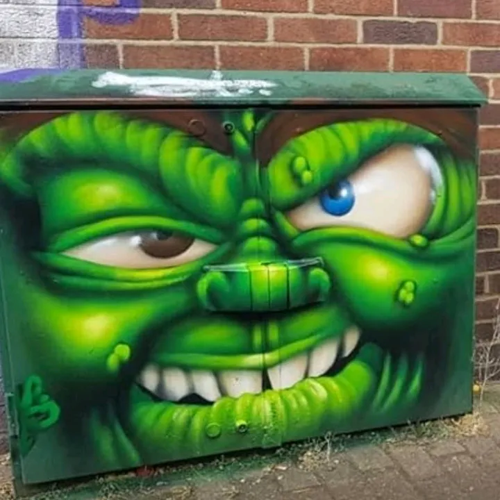 @hull.graffiti