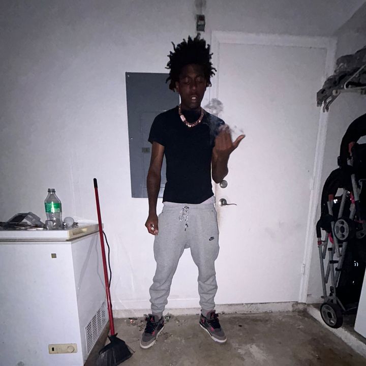 Dee9inee - Rehab