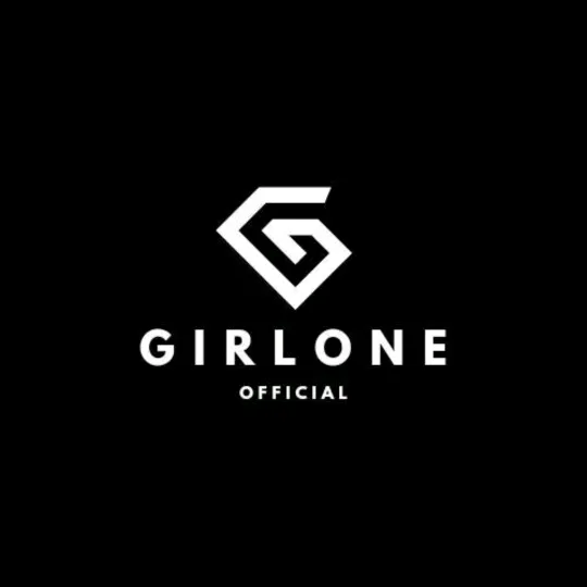 @girloneofficial