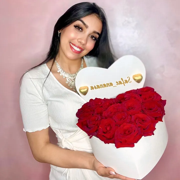 @safae_ananasa