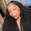 curlycurvychic