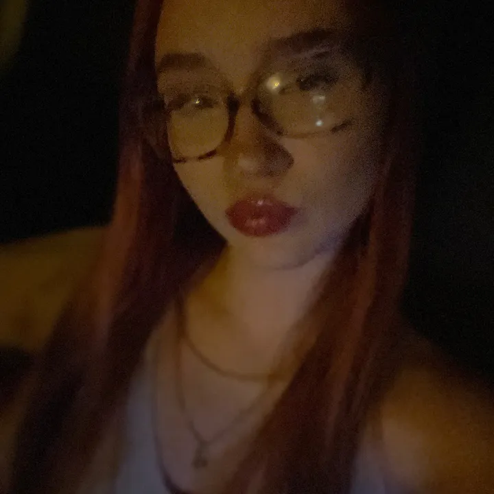 lauraoffaxan