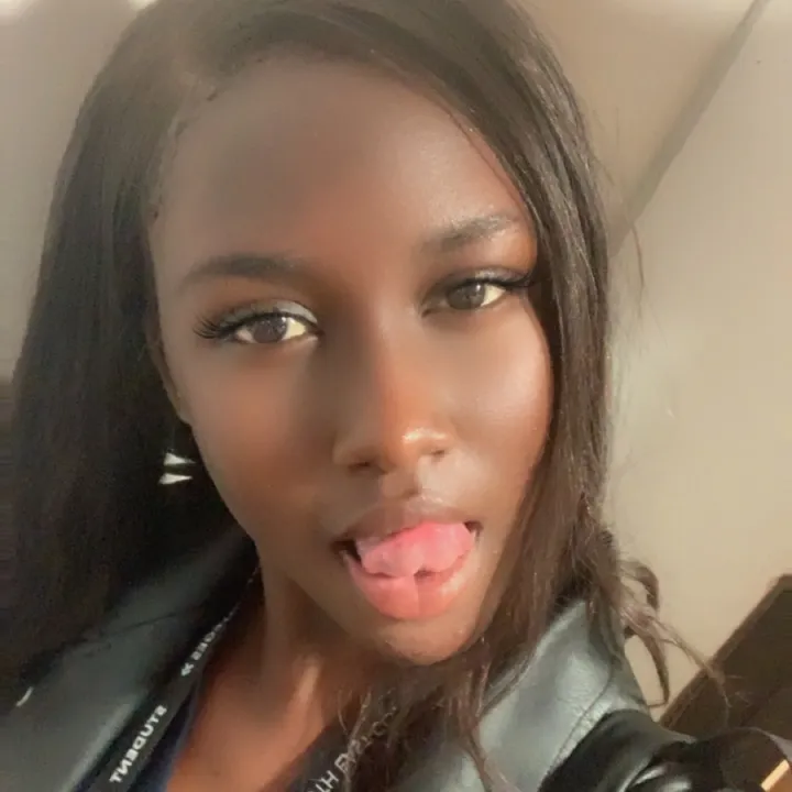 @akosua.moschino