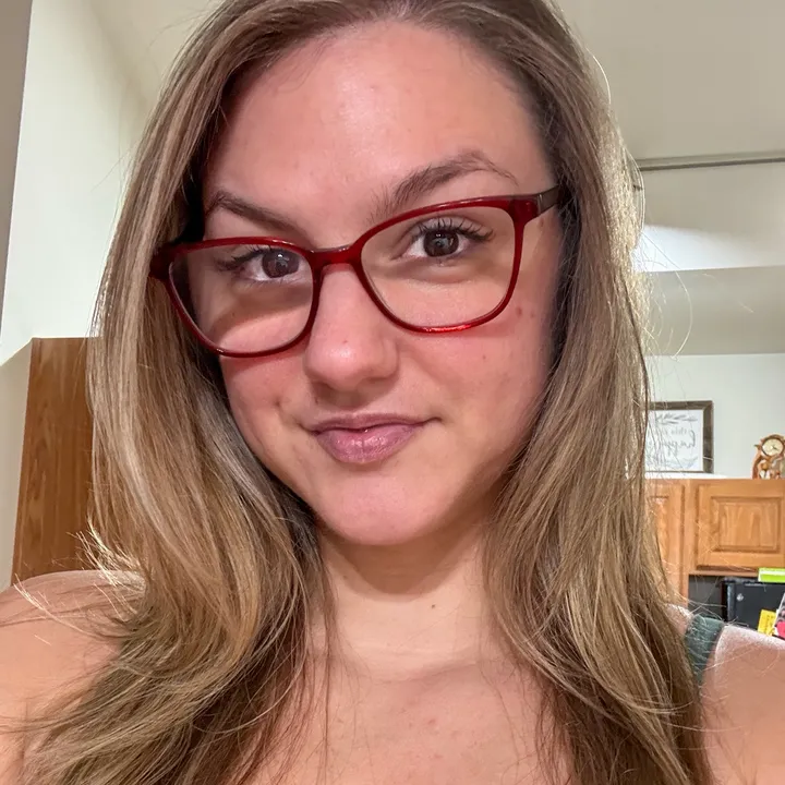 @alittlebitoferica_xo