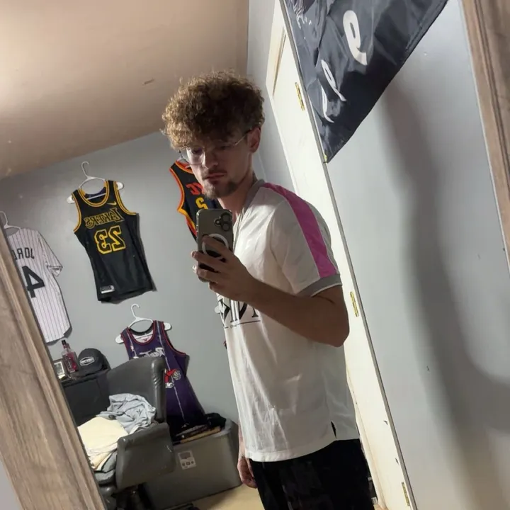 @andrew_webb