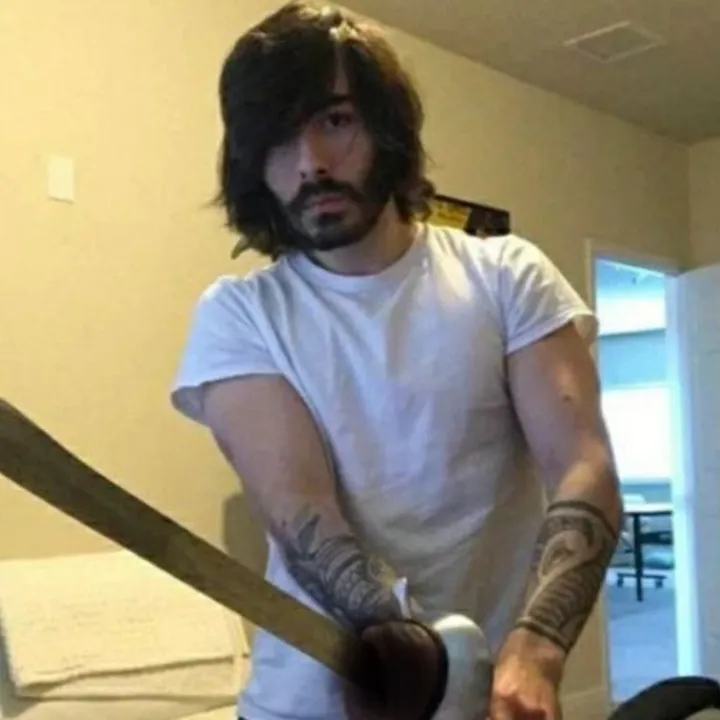 @herheadfelloff