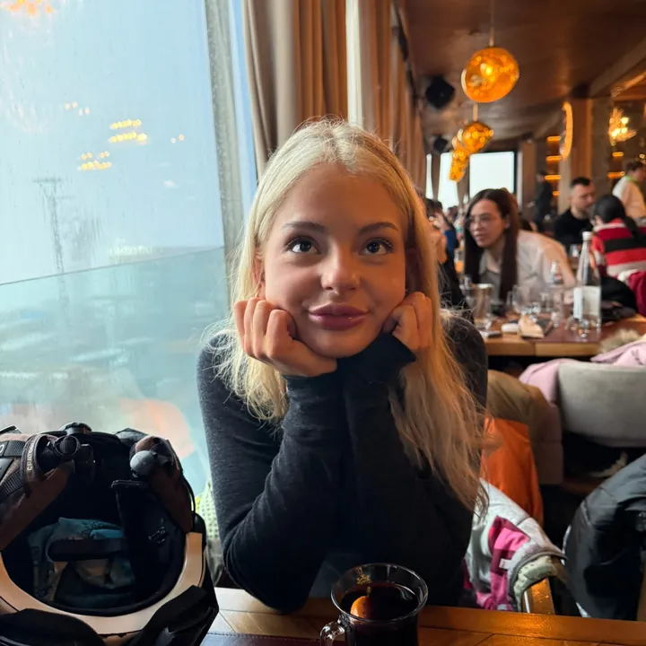 @agatonovicirina