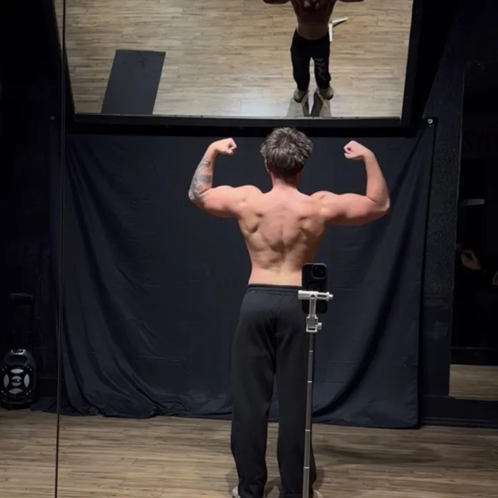 @cutwithpax