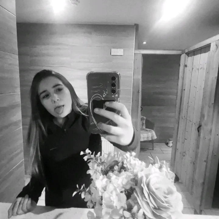 katie.._..leigh