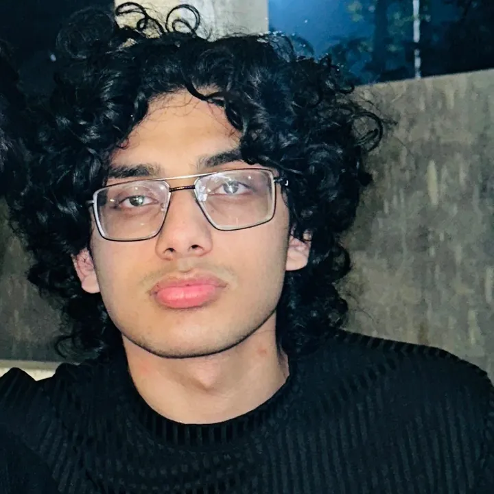 aryan.curls