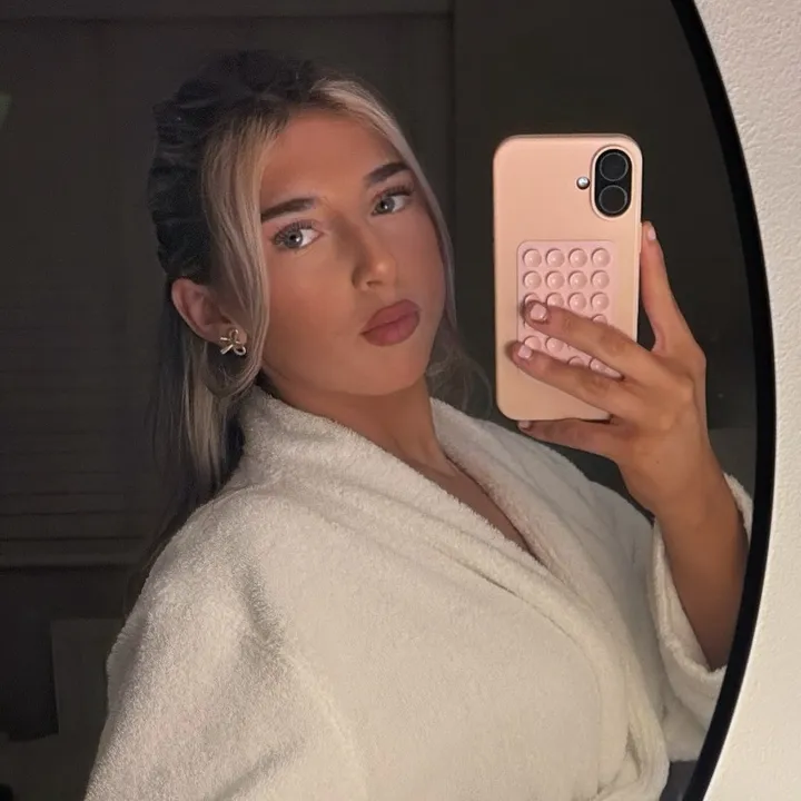 @kierajgx