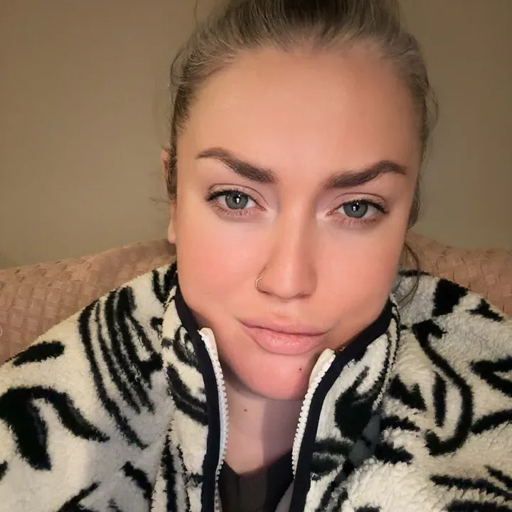 official_ellebells