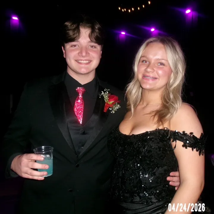@t.swizzle_p.wizzle