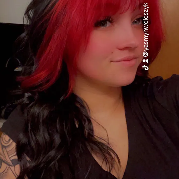 @yasmynwoloszyk