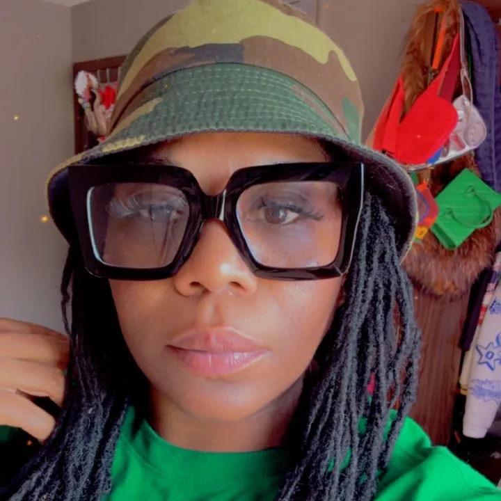 antoniaharrell1