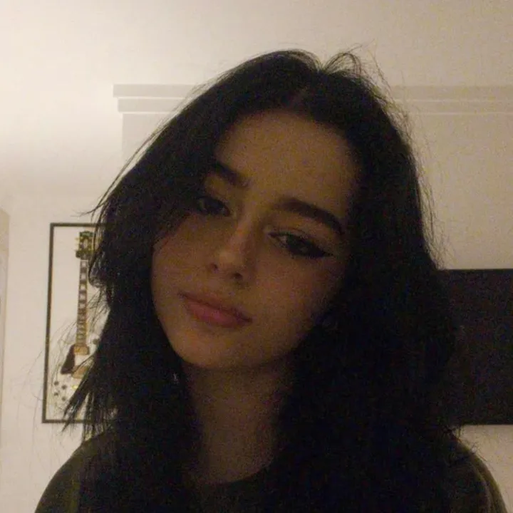 @livymayfield