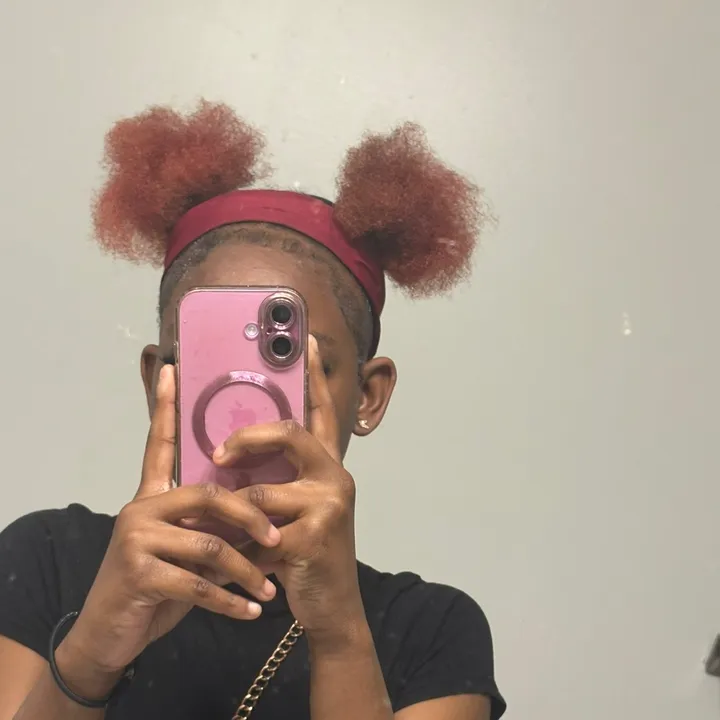 fineshytlexi1