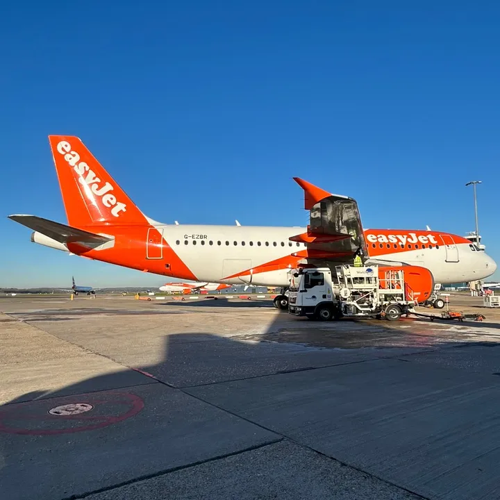 max_the_avgeek