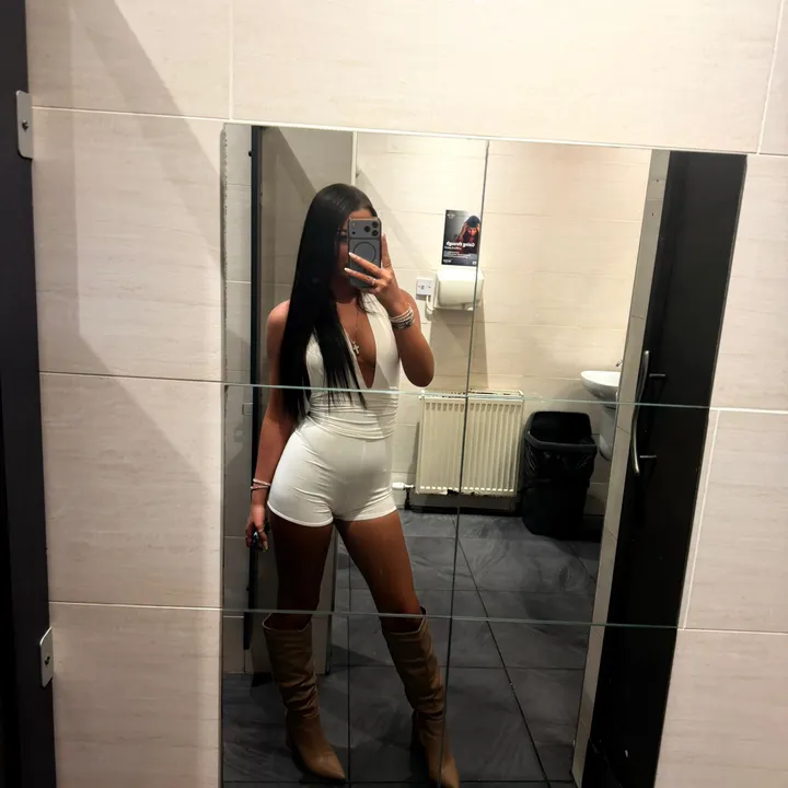 @junemcdxoxx
