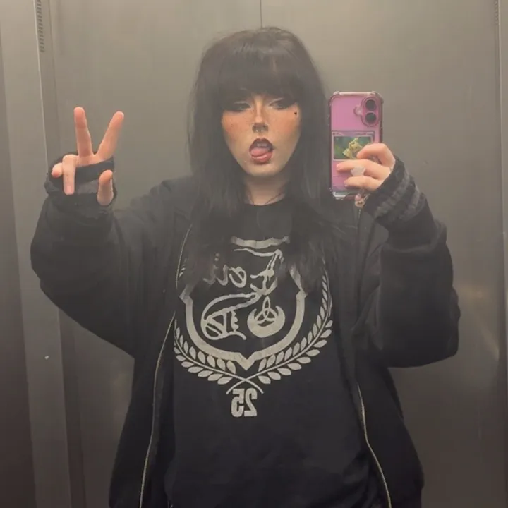 cray0la.v0mit