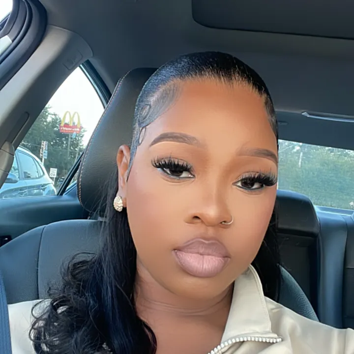@theejasmyntrose