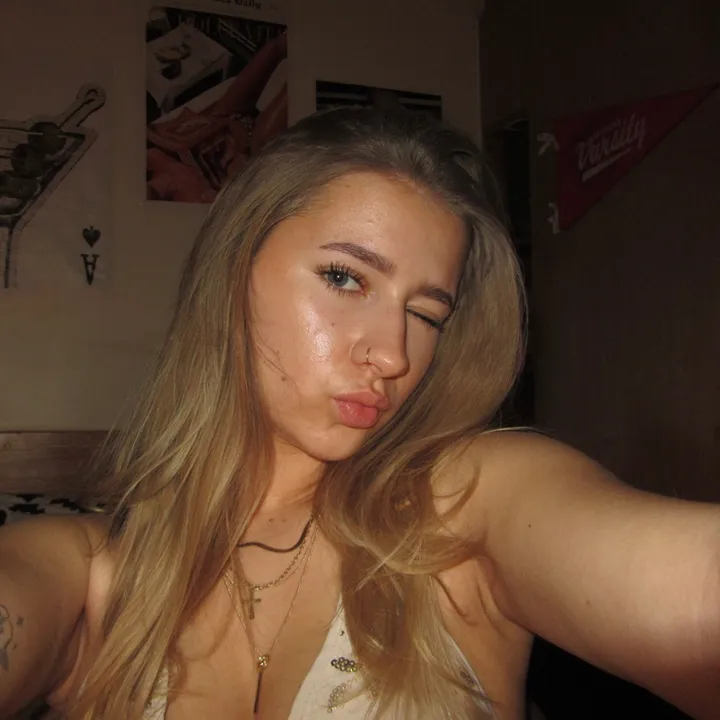 @alexvitkova