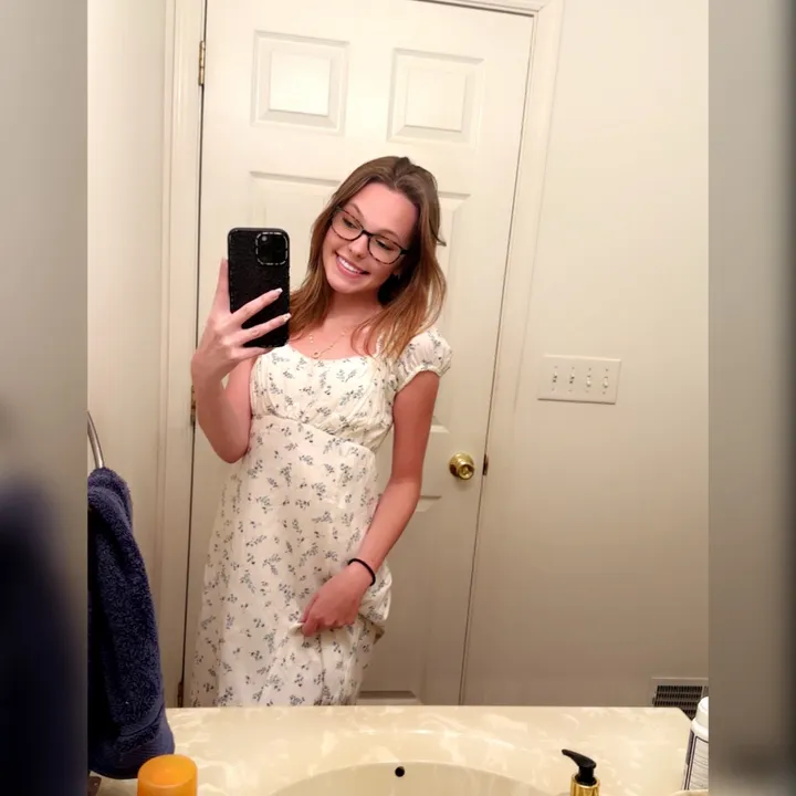 @autumnmessickk