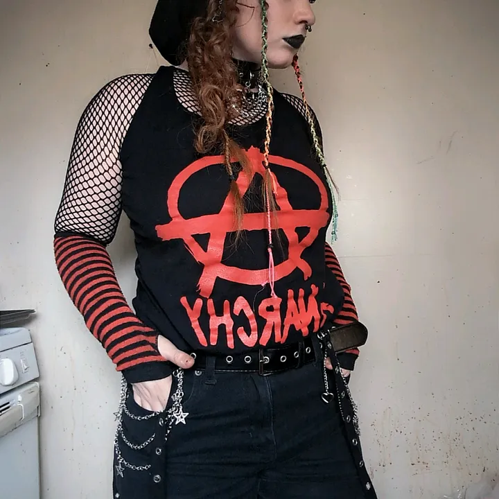 @love2h8u_