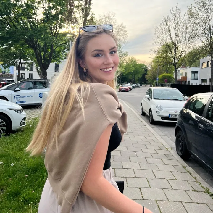 @mary.drm
