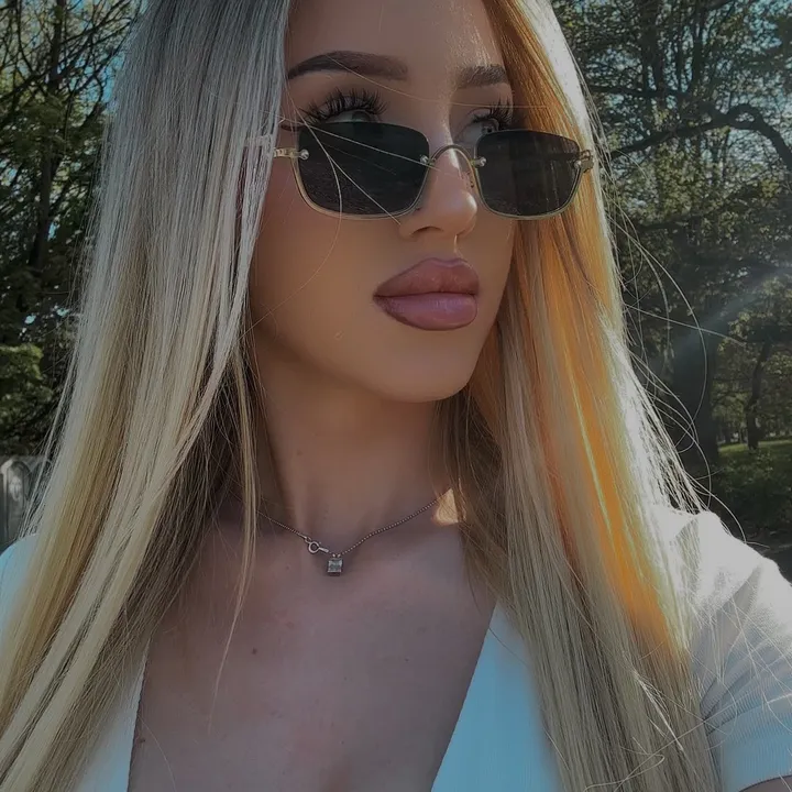 @wenesska