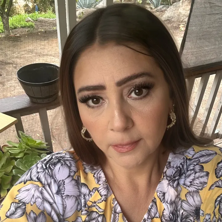 @estela0228