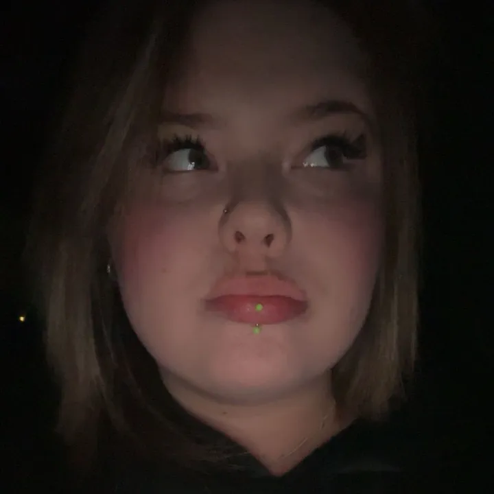 @elliesmith12346