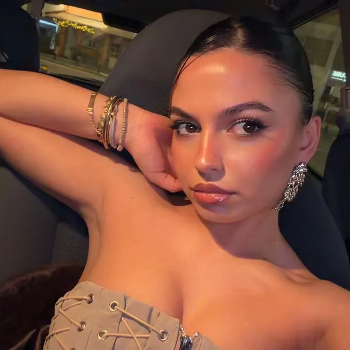@elenisavvide